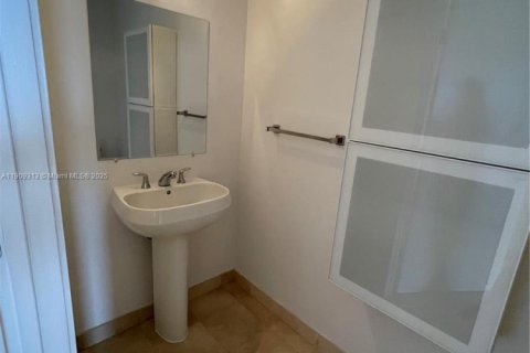 Снять в аренду кондоминиум в Майами, Флорида 1 спальня, 89.46м2, № 1964980 - фото 15