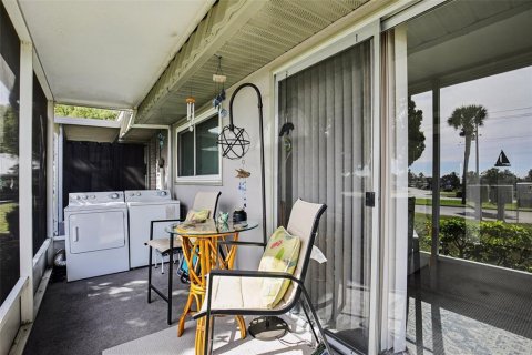 Condominio en venta en Sun City Center, Florida, 2 dormitorios, 89.19 m2 № 2103528 - foto 21