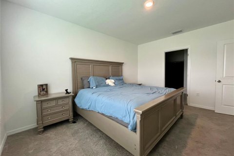 House in Plant City, Florida 4 bedrooms, 171.5 sq.m. № 1916035 - photo 14