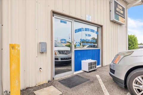 Commercial property in Punta Gorda, Florida 371.61 sq.m. № 2208811 - photo 11