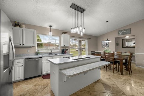House in Ocala, Florida 3 bedrooms, 178.74 sq.m. № 1771958 - photo 4