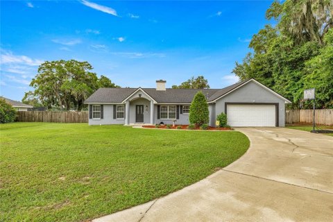 House in Ocala, Florida 3 bedrooms, 178.74 sq.m. № 1771958 - photo 2