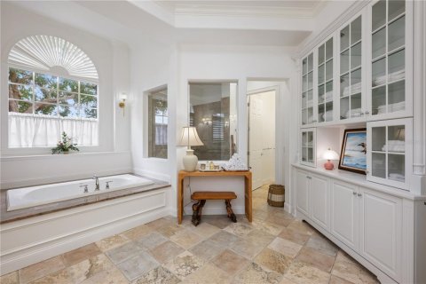 Villa ou maison à vendre à Orlando, Floride: 5 chambres, 461.26 m2 № 2408857 - photo 15