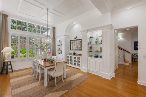 Villa ou maison à vendre à Orlando, Floride: 5 chambres, 461.26 m2 № 2408857 - photo 10