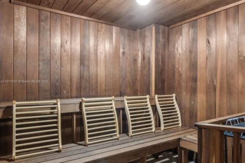 Copropriété à louer à Key Biscayne, Floride: 2 chambres, 121.79 m2 № 1973827 - photo 29