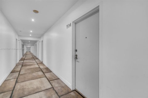 Copropriété à louer à Key Biscayne, Floride: 2 chambres, 121.79 m2 № 1973827 - photo 3