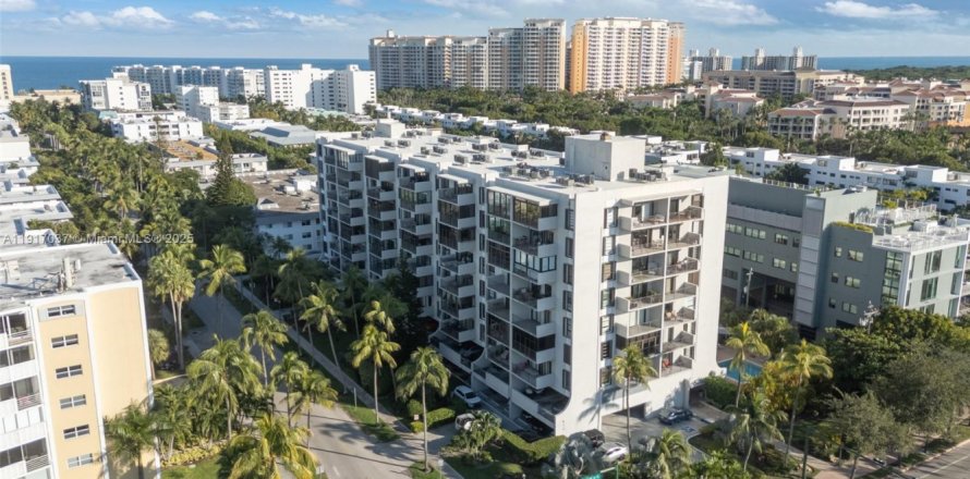 Condo à Key Biscayne, Floride, 2 chambres  № 1973827