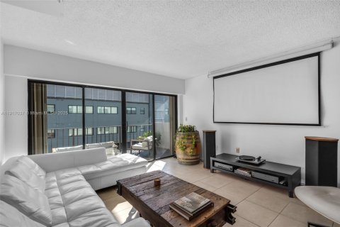 Copropriété à louer à Key Biscayne, Floride: 2 chambres, 121.79 m2 № 1973827 - photo 5