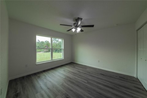 House in Ocklawaha, Florida 3 bedrooms, 153.66 sq.m. № 2258306 - photo 28