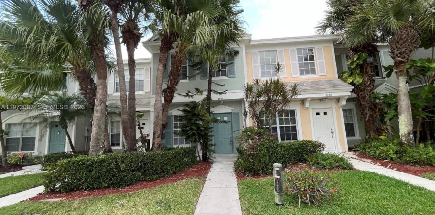 Таунхаус в Тамарак, Флорида 2 спальни, 103.12м2 № 2042289