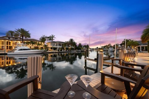 Casa en venta en Lighthouse Point, Florida, 4 dormitorios, 347.18 m2 № 2185027 - foto 2
