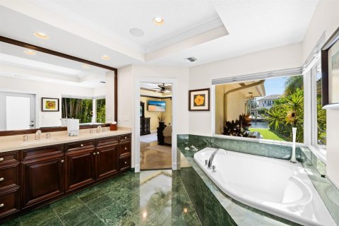 Casa en venta en Lighthouse Point, Florida, 4 dormitorios, 347.18 m2 № 2185027 - foto 17