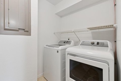 Condo in Melbourne, Florida, 2 bedrooms  № 1894098 - photo 19