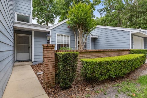 Condominio en venta en Gainesville, Florida, 3 dormitorios, 119.84 m2 № 1690231 - foto 3