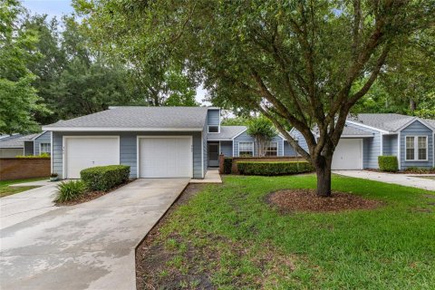Condominio en venta en Gainesville, Florida, 3 dormitorios, 119.84 m2 № 1690231 - foto 2