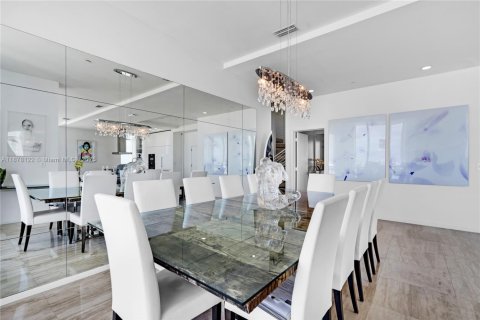 Condo in Miami Beach, Florida, 3 bedrooms  № 1942160 - photo 6