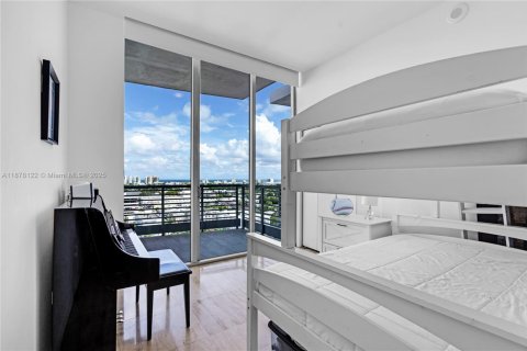 Condo in Miami Beach, Florida, 3 bedrooms  № 1942160 - photo 22