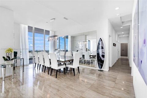 Condo in Miami Beach, Florida, 3 bedrooms  № 1942160 - photo 5