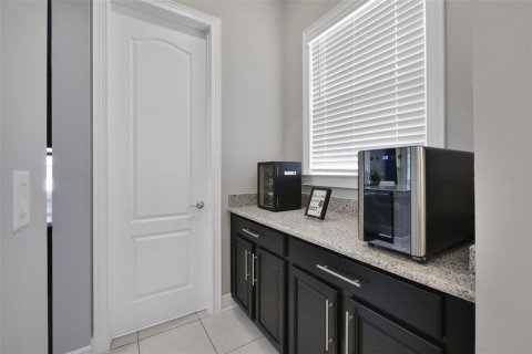 House in Ocoee, Florida 4 bedrooms, 327.67 sq.m. № 2215925 - photo 24