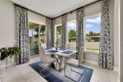 House in Ocoee, Florida 4 bedrooms, 327.67 sq.m. № 2215925 - photo 23