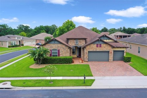 House in Ocoee, Florida 4 bedrooms, 327.67 sq.m. № 2215925 - photo 2