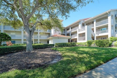 Condo in Sarasota, Florida, 2 bedrooms  № 2419562