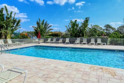 Condo in Sarasota, Florida, 2 bedrooms  № 2419562 - photo 19
