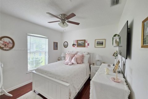 Casa en venta en Okeechobee, Florida, 3 dormitorios, 135.27 m2 № 1775765 - foto 30