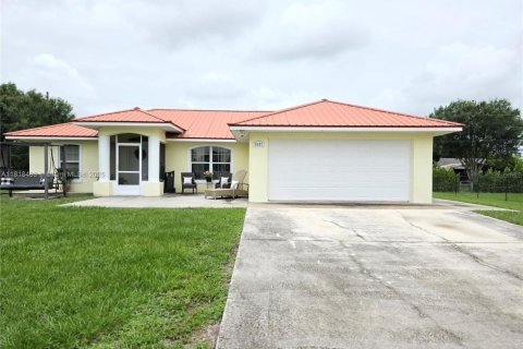 Casa en venta en Okeechobee, Florida, 3 dormitorios, 135.27 m2 № 1775765 - foto 4