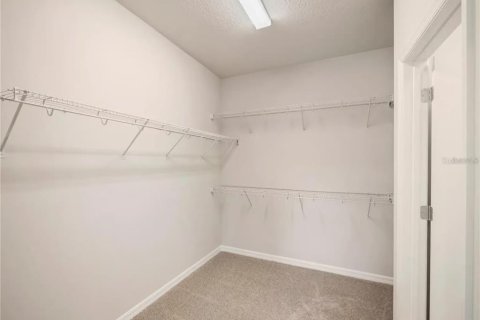Touwnhouse à vendre à Lake Mary, Floride: 3 chambres, 177.07 m2 № 2381042 - photo 6