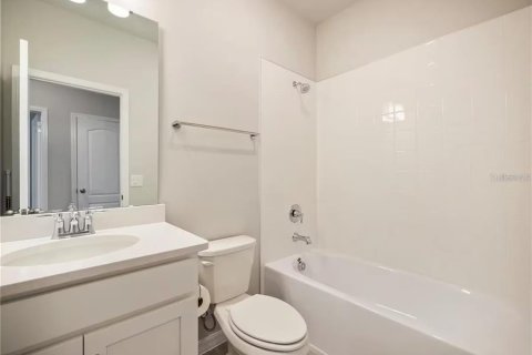 Touwnhouse à vendre à Lake Mary, Floride: 3 chambres, 177.07 m2 № 2381042 - photo 10