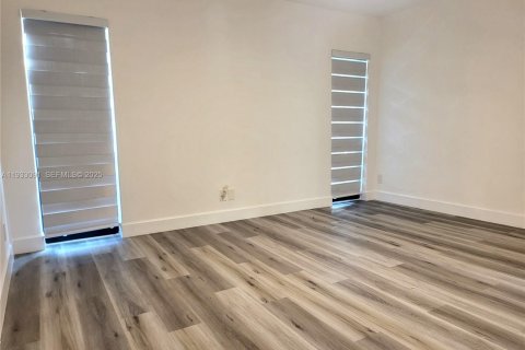 Condo in Plantation, Florida, 4 bedrooms  № 1991919 - photo 20