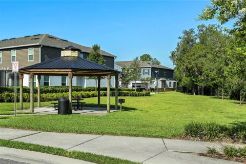 Townhouse in Oviedo, Florida 3 bedrooms, 154.78 sq.m. № 2149937 - photo 4