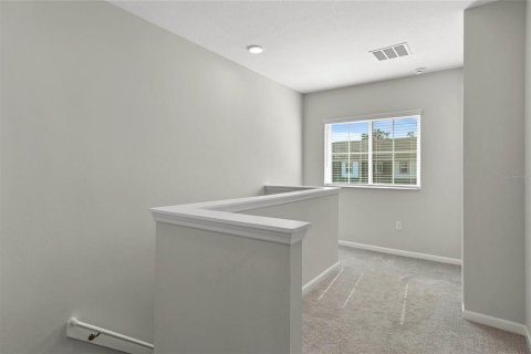 Townhouse in Oviedo, Florida 3 bedrooms, 154.78 sq.m. № 2149937 - photo 19