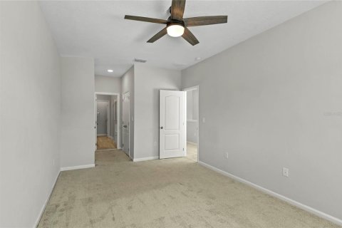 Townhouse in Oviedo, Florida 3 bedrooms, 154.78 sq.m. № 2149937 - photo 22