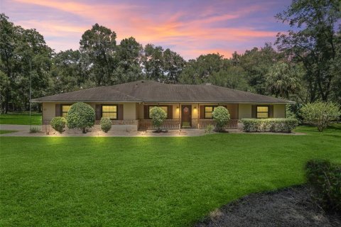 Villa ou maison à vendre à Ocala, Floride: 3 chambres, 193.89 m2 № 1883642 - photo 1