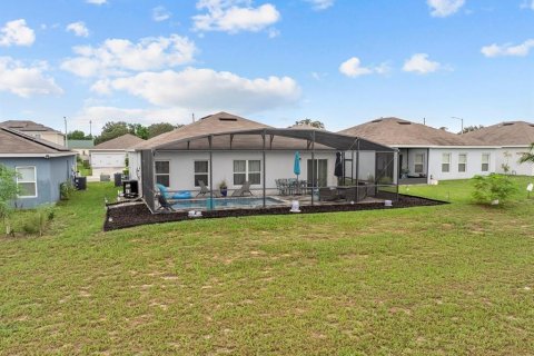 House in Davenport, Florida 4 bedrooms, 158.21 sq.m. № 1902003 - photo 29