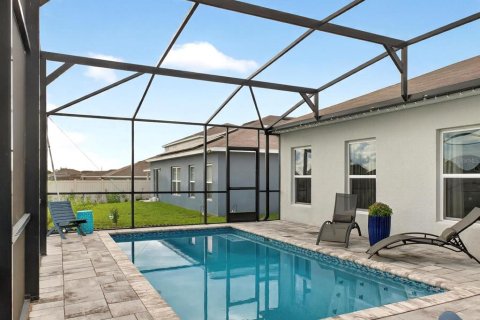 House in Davenport, Florida 4 bedrooms, 158.21 sq.m. № 1902003 - photo 26