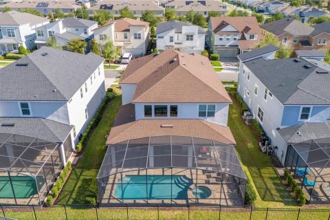 House in SOLARA RESORT in Kissimmee, Florida 6 bedrooms, 352.01 sq.m. № 1744845 - photo 4