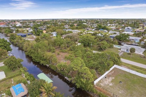 Terrain à vendre à Punta Gorda, Floride № 2156156 - photo 5