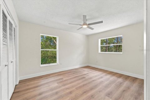 House in Homosassa, Florida 3 bedrooms, 199 sq.m. № 2390996 - photo 30