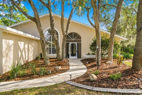 House in Homosassa, Florida 3 bedrooms, 199 sq.m. № 2390996 - photo 6
