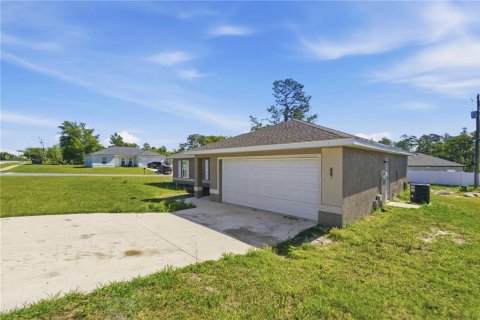 Villa ou maison à louer à Ocala, Floride: 3 chambres, 123.75 m2 № 2166112 - photo 2