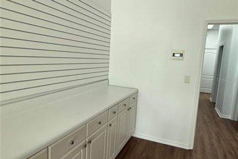 Immobilier commercial à louer à Port Charlotte, Floride: 111.48 m2 № 1798509 - photo 18
