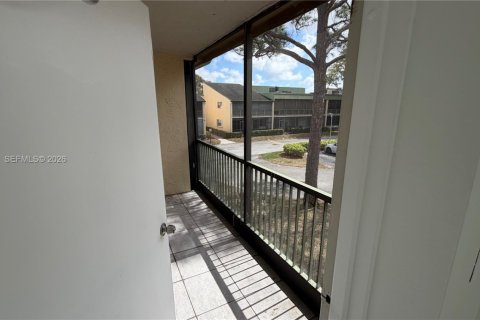 Condo in Coral Springs, Florida, 2 bedrooms  № 2032729 - photo 12