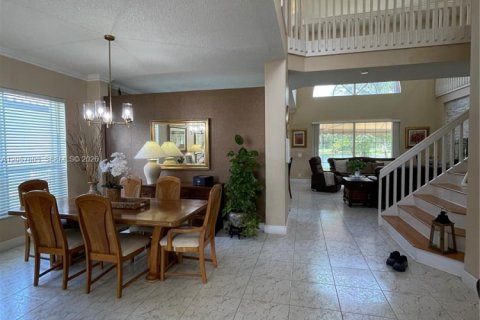 Casa en venta en Pembroke Pines, Florida, 5 dormitorios, 279.36 m2 № 2248891 - foto 24