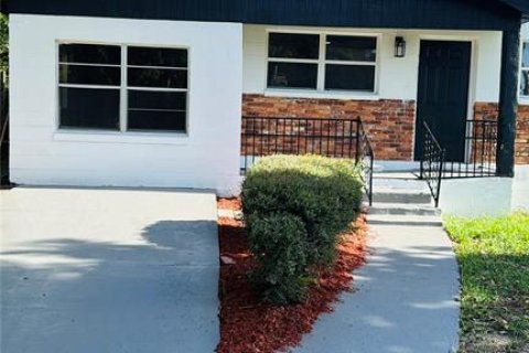 Casa en Haines City, Florida 3 dormitorios, 80.27 m2 № 2388305