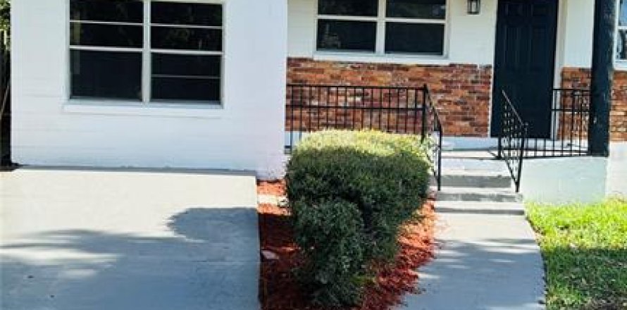 Casa en Haines City, Florida 3 dormitorios, 80.27 m2 № 2388305