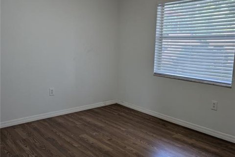 House in Lakeland, Florida 3 bedrooms, 136.94 sq.m. № 1801702 - photo 10