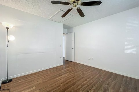 House in Lakeland, Florida 3 bedrooms, 136.94 sq.m. № 1801702 - photo 19
